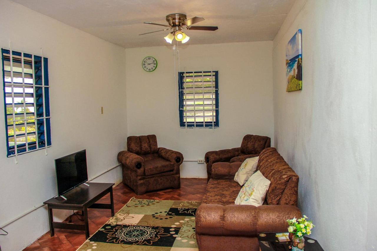Sunshine Lodge: Your Home Away From Home Бухта Монтего Экстерьер фото